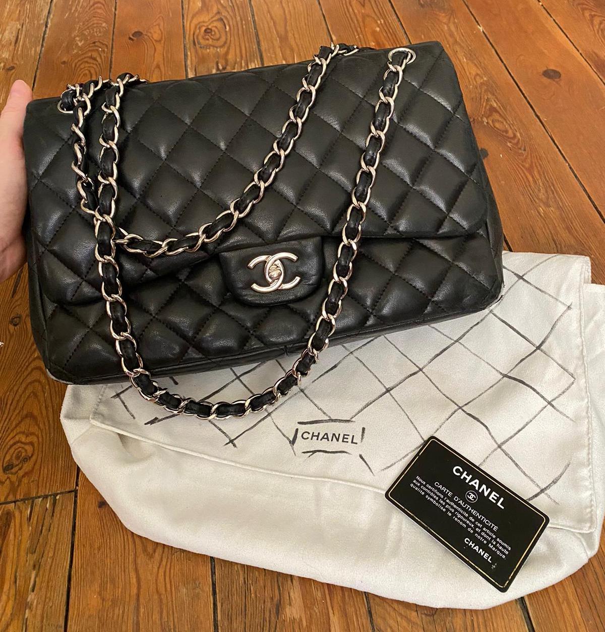 Chanel Cuir Noir Jumbo