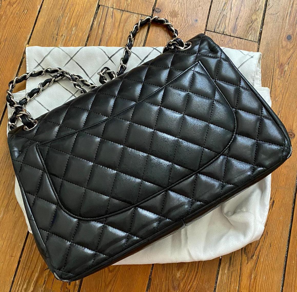 Chanel Cuir Noir Jumbo