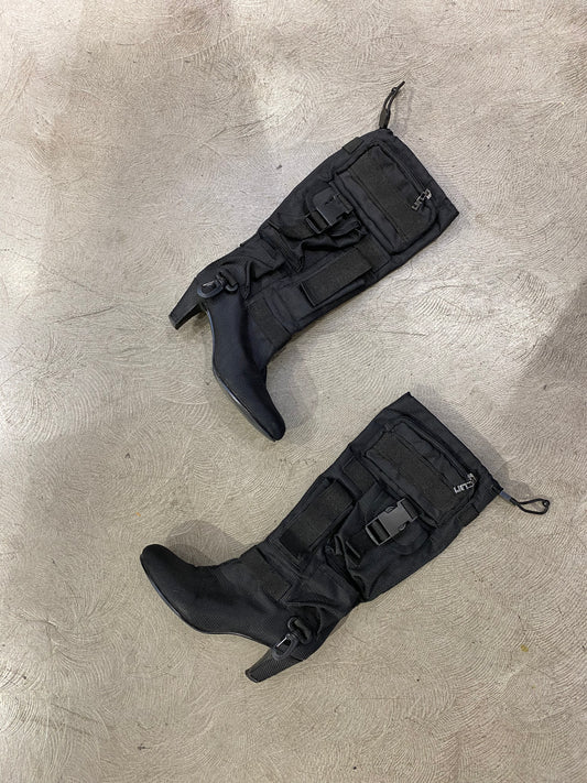 Bottes noires techniques