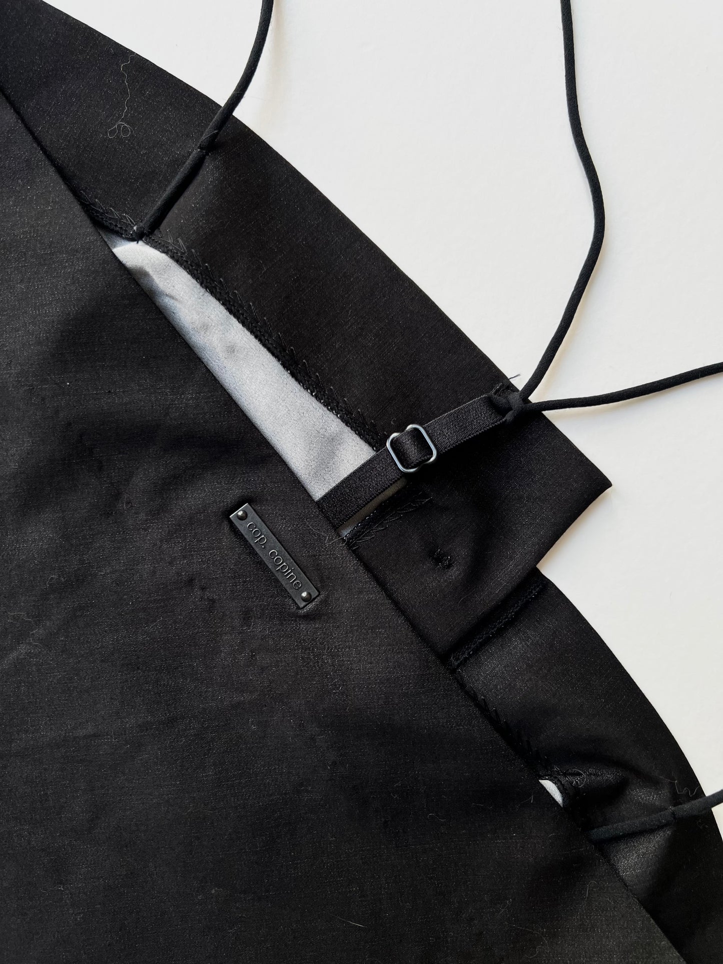 Cop copine black asymmetrical top